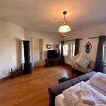 Altstadthotel Szálloda