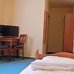 Altstadthotel Hotel 3*