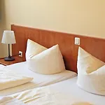 伊尔森堡老城酒店 3* 伊尔森堡