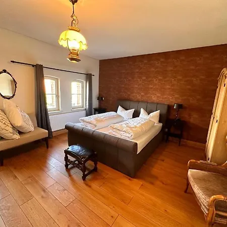 伊尔森堡老城酒店