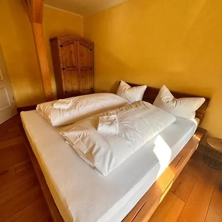 Altstadthotel ホテル 3*