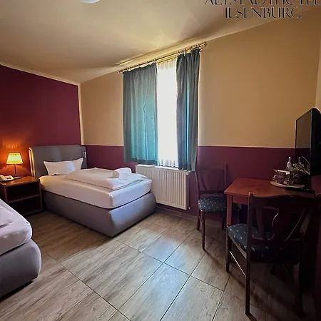ホテル Altstadthotel イルセンブルク