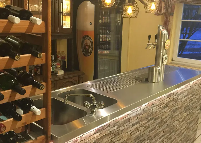 מלון Altstadthotel 3*