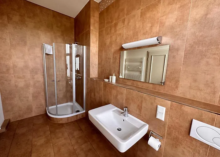 Hotell Altstadthotel 3*