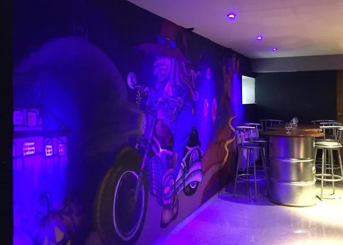 מלון Altstadthotel 3*